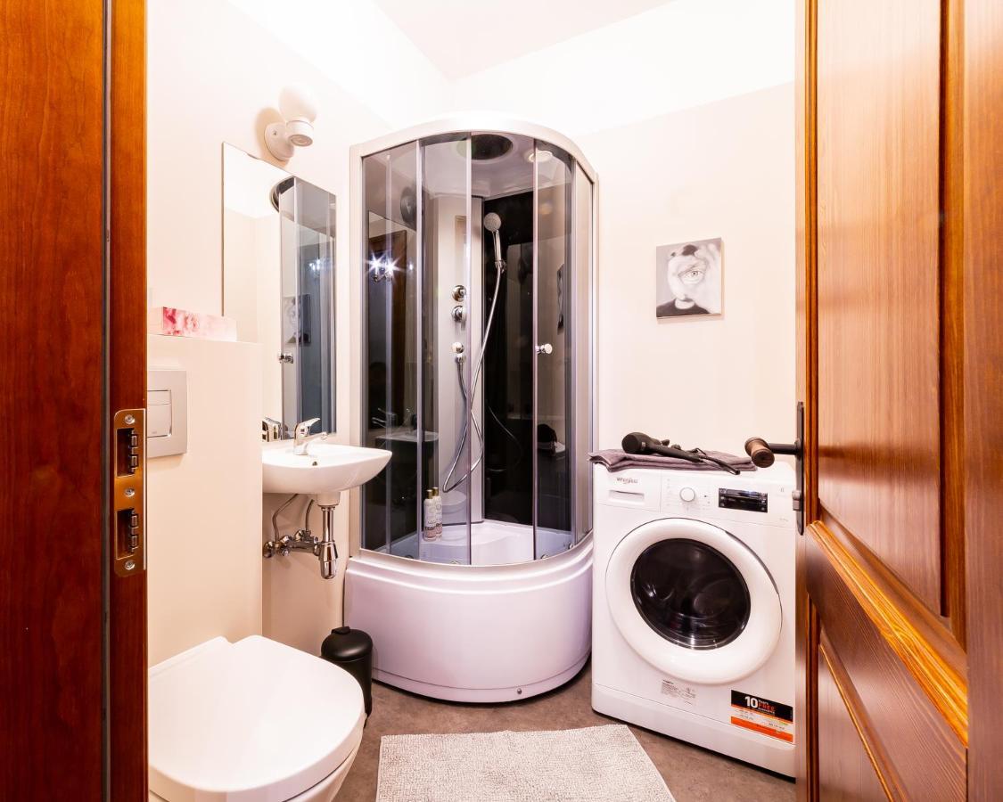 Апартаменти Gourmet Storie'S Ap 68Sqm Renovated Free Parking Рига Екстер'єр фото